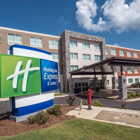 Holiday Inn Express & Suites - Commerce By Ihg Exterior foto